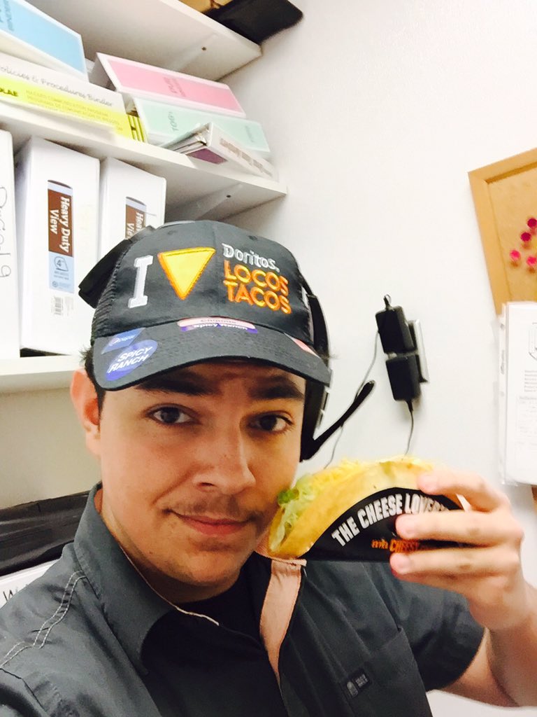 BeauDoughertyHD's tweet photo. When you're the Manager at @tacobell and you've already tried the Quesalupa a long time ago. @LEGIQN #Quesalupa https://t.co/LUct6Ue4U3