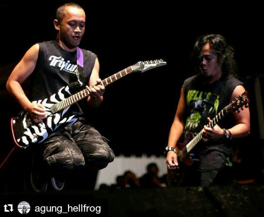 MorningPASmksr's tweet photo. Special Colaboration, Mr. @bengbengpas w/ Mr. @agung_hellfrog From @burgerkill . Hail WewantPAS AnjingEdan! \M/ https://t.co/WvwCupd4Yj