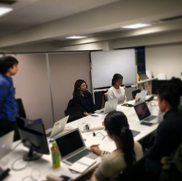 tadtgjtdjpd's tweet image. 先週日曜日は2月生の第一回授業日でした(*^^*)

初回だけあって少し緊張気味です。

半年後は立派なプログラマー•デザイナーになってます

皆頑張れ！！(^O^)／