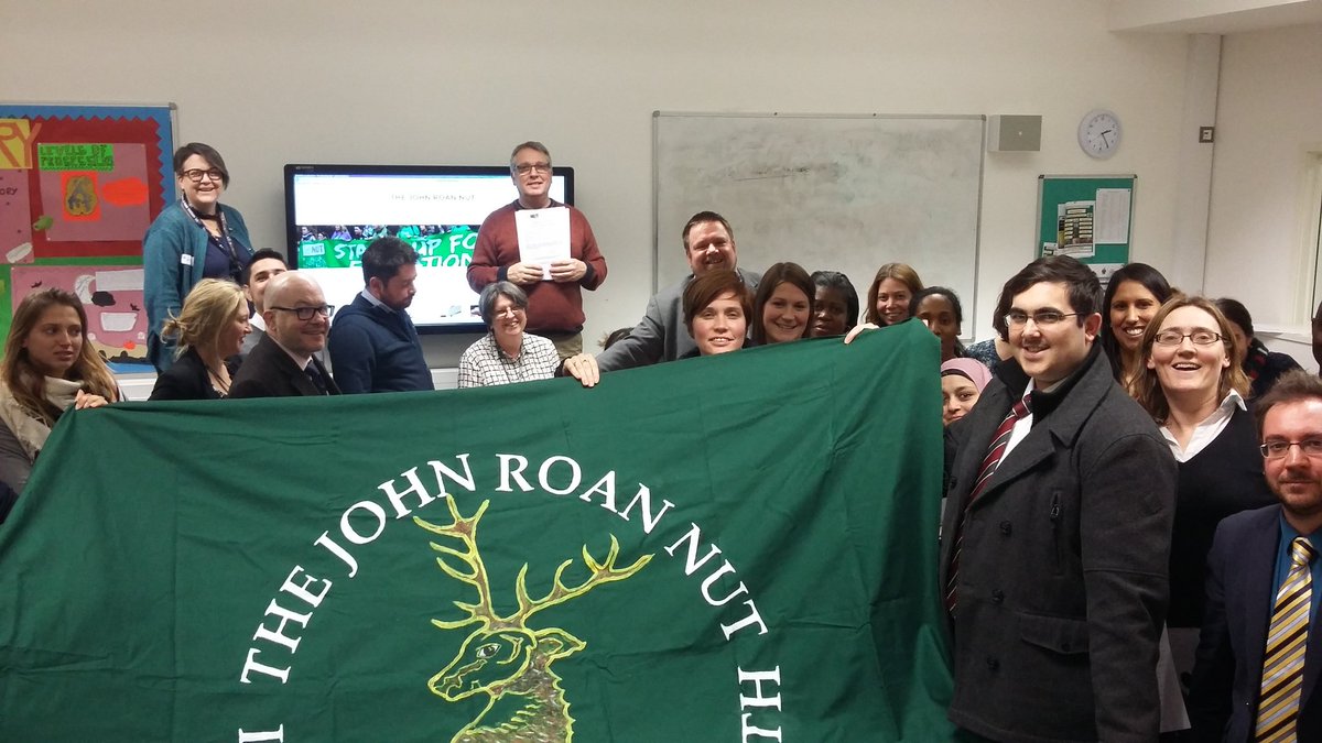 thejohnroanNEU's tweet photo. John Roan NUT agreed to open strike ballot to stop threat of academy #RoanRefuses @Greenwichnut @ReinstateSimon https://t.co/ugk3lyNUnB