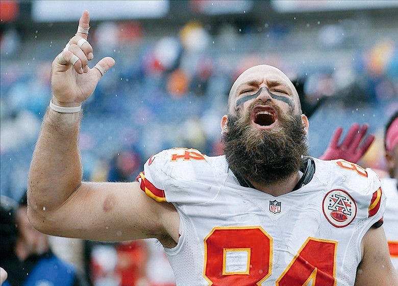 BitchingBeards's tweet photo. Presenting NFL tight end Sean McGrath and a beard that won't quit!
#beard #Chiefs #Chargers https://t.co/e9sjd2llsc