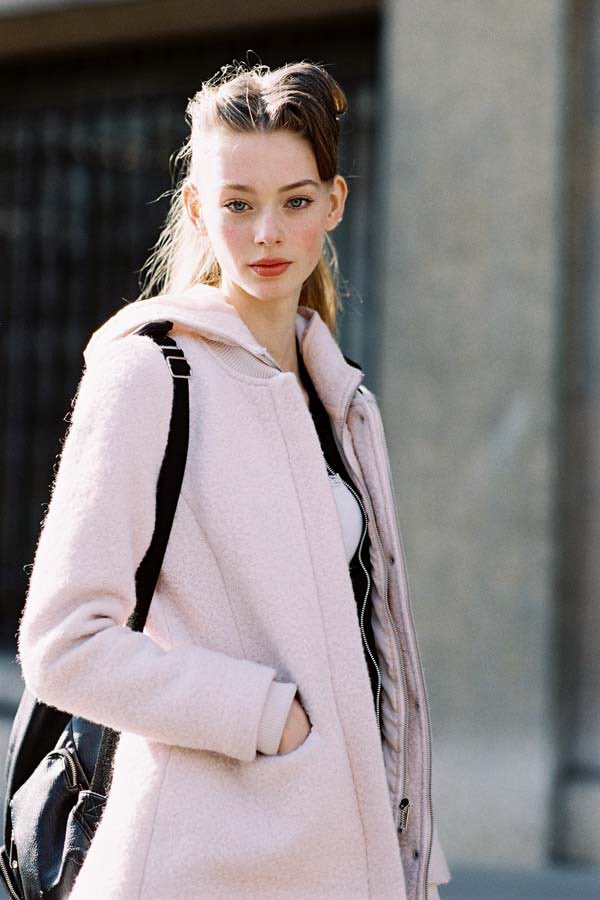 modeIesques's tweet photo. Lauren de Graaf after Miu Miu Fall 2015 https://t.co/3x3PCtiM4C