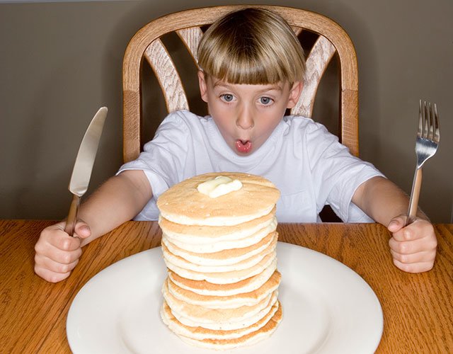 CosmopolitanUK's tweet image. A #GlutenFree recipe for #PancakeDay: bit.ly/1onQDL8