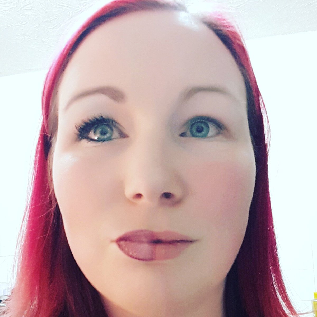 lindsay3dlashes's tweet photo. #loveyounique #lashenvy #selfie https://t.co/GiPRErYyqo https://t.co/AQte8uEX2g