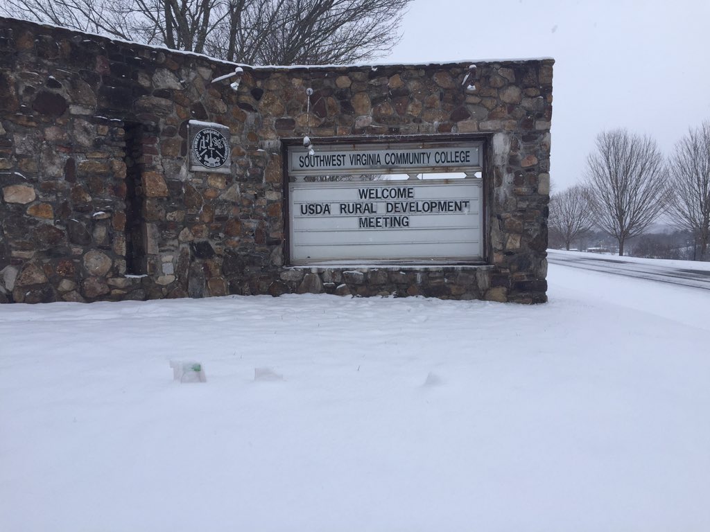 mattRDCED's tweet photo. Thank you SWVCC for hosting @RDVirginia_  Distance Learning &amp; Telemedicine workshop #CED https://t.co/e4D6UvJXHA
