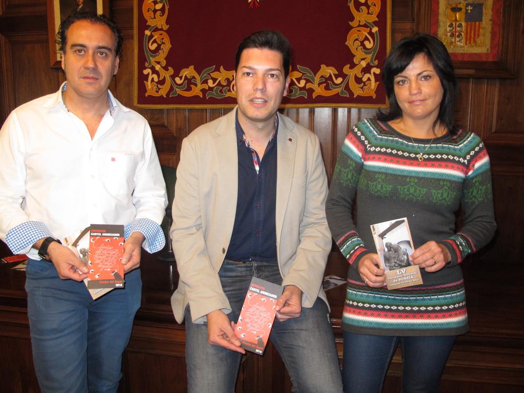 RT @prensaayteruel: Abierto el plazo concursos poesía y cartel Fiestas Vaquilla 2016 <a href="/InterpeTeruel/">Interpeñas Teruel</a> #Teruel