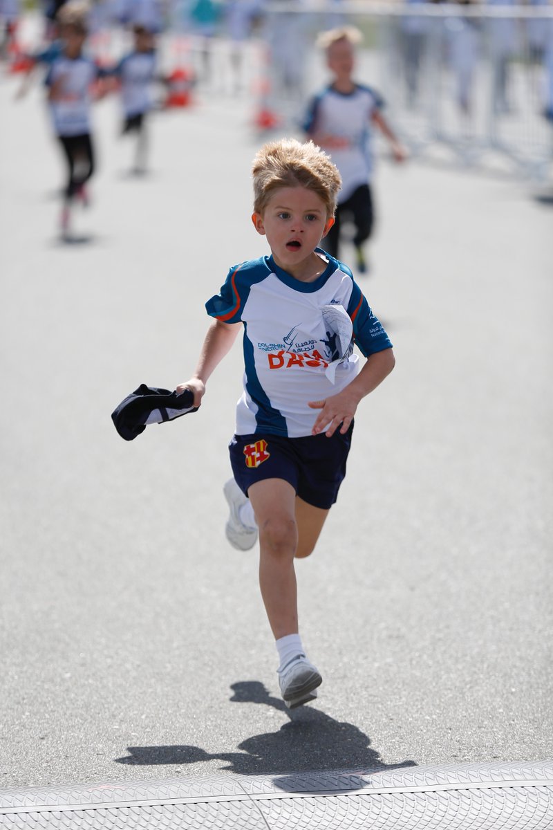 dohadash's tweet photo. Amazing effort by all participants today. Remember, hold onto your hat when running at speed! #dohadash2016 https://t.co/cb6HK8rvkm