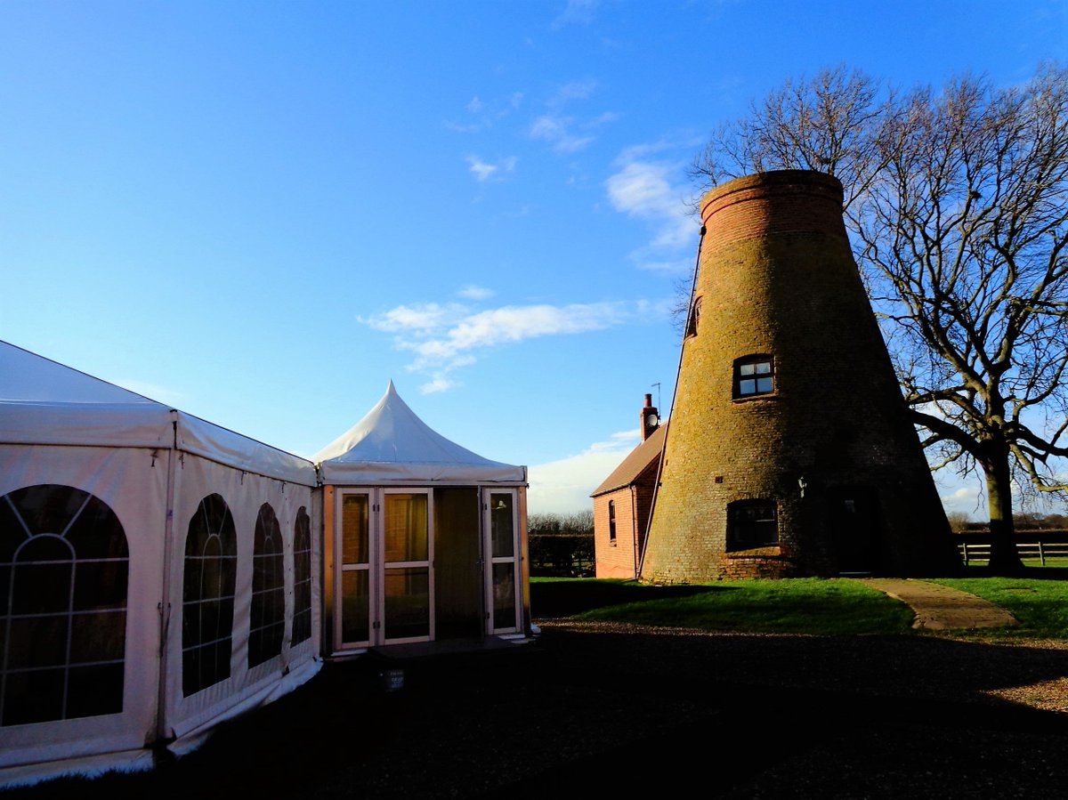 The marquee and the mill are clean, everything is ready for the first wedding in 2016