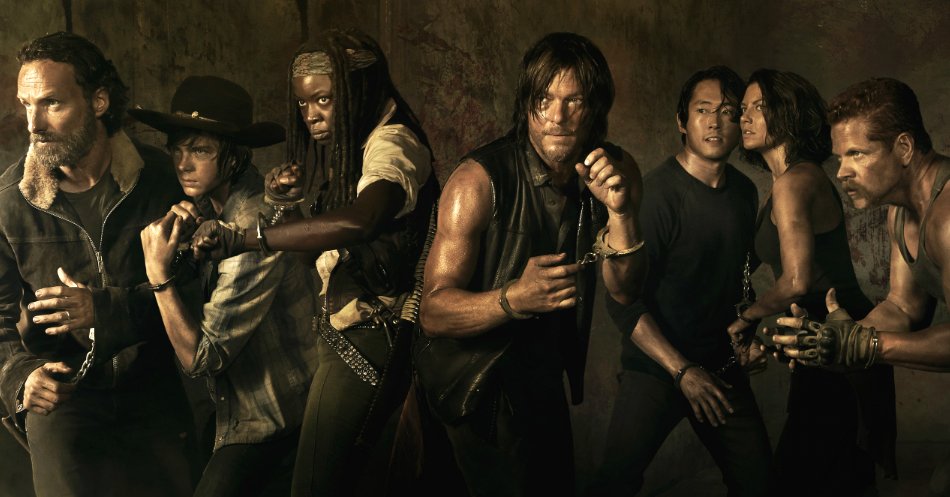 allocine's tweet image. #TheWalkingDead : un poster révèle un énorme spoiler sur l'un des héros ! allocine.fr/article/fichea…