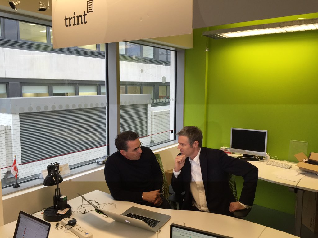 Jeff Kofman from @TrintHQ demos the latest release of their transcription platform to @ZacGoldsmith at @IDEALondon https://t.co/bR53sDWmDu