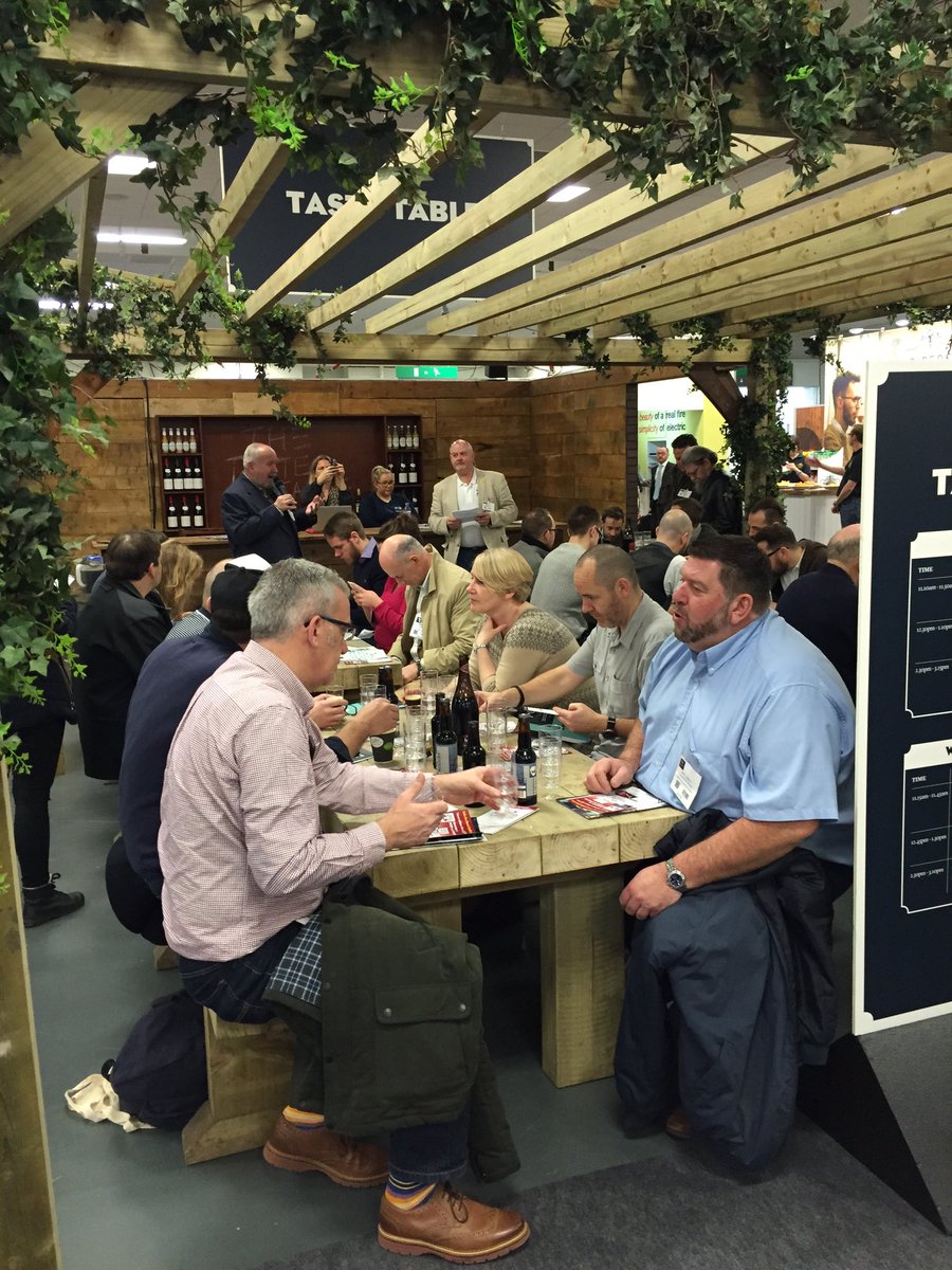 beerciderhq's tweet photo. Rod Jones talking about @MeantimeBrewing London Porter @PubShowUK #pub26 https://t.co/7X7WwpqyLJ