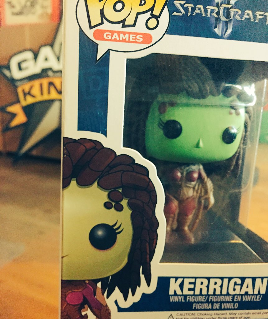 <a href="/Blizzard_Ent/">Blizzard Entertainment</a> bestaat 25 jaar en dat moet gevierd worden! Daarom geven we deze #Starcraft pop weg. RT om mee te doen