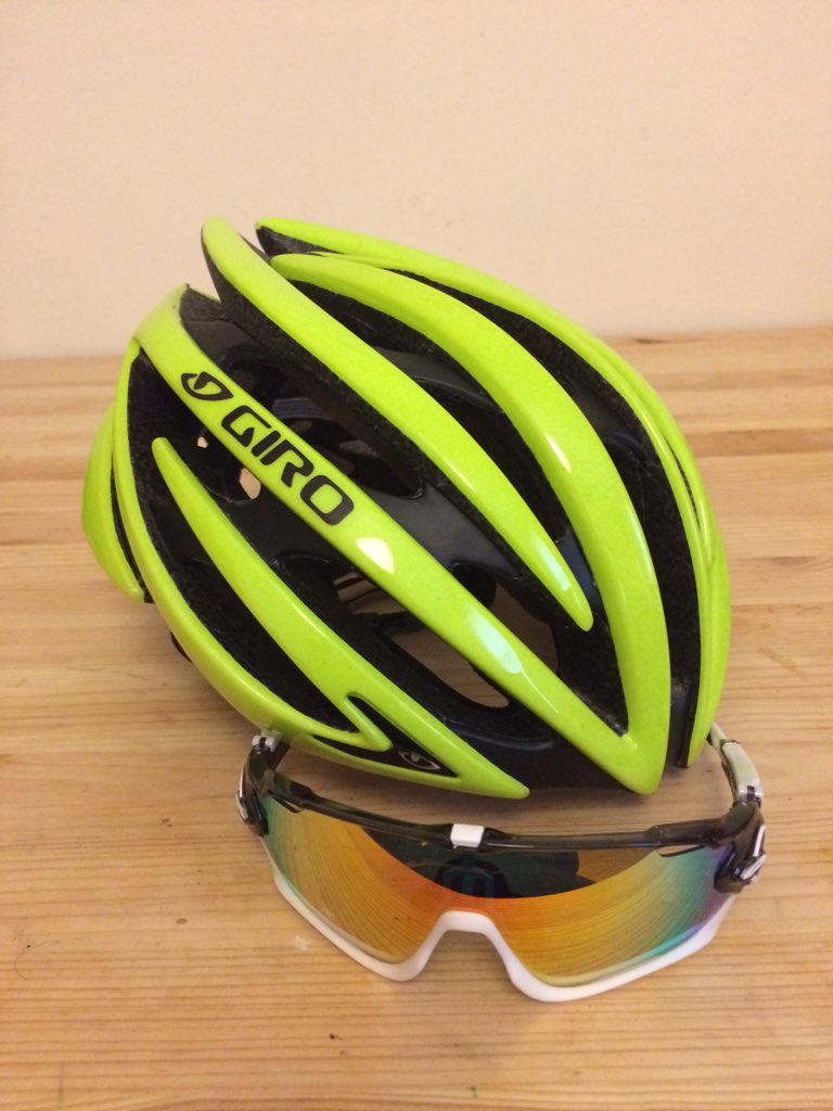 alex_luhrs's tweet photo. Moral is high with this beauty from @ZyroCycling great to be using them for 2016 @chievecycling #giro #aeon #beaut https://t.co/Wv1qpazU5T