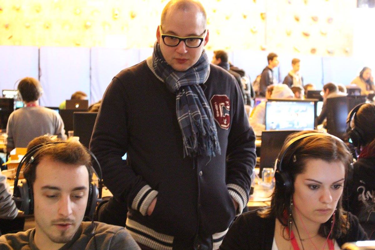 HELLenouille's tweet photo. Petit souvenir de l'Insalan #JeMeFaisRape #DslBart #ConcentrationMax https://t.co/1pJHqUXVIW