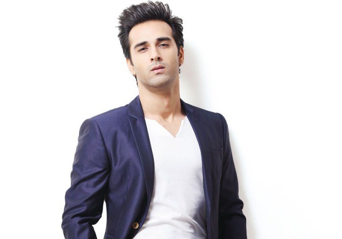 ZoomTV's tweet photo. .@PulkitSamrat says whatever happens at his personal front never hinders his professional commitments https://t.co/iMdTshbydV