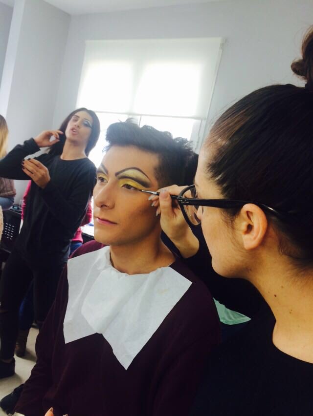 arteness // make-up tweet media