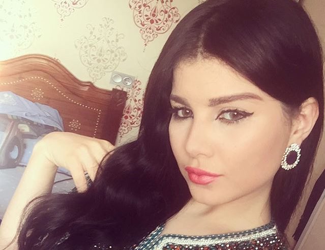 AghaniNews's tweet photo. #حنان_الخضر تحقق نجاح الكتروني جديد التفاصيل...
@HananeElKhader #hananeELkhader 
https://t.co/xJy4DOWhuq https://t.co/tktevYlwwb