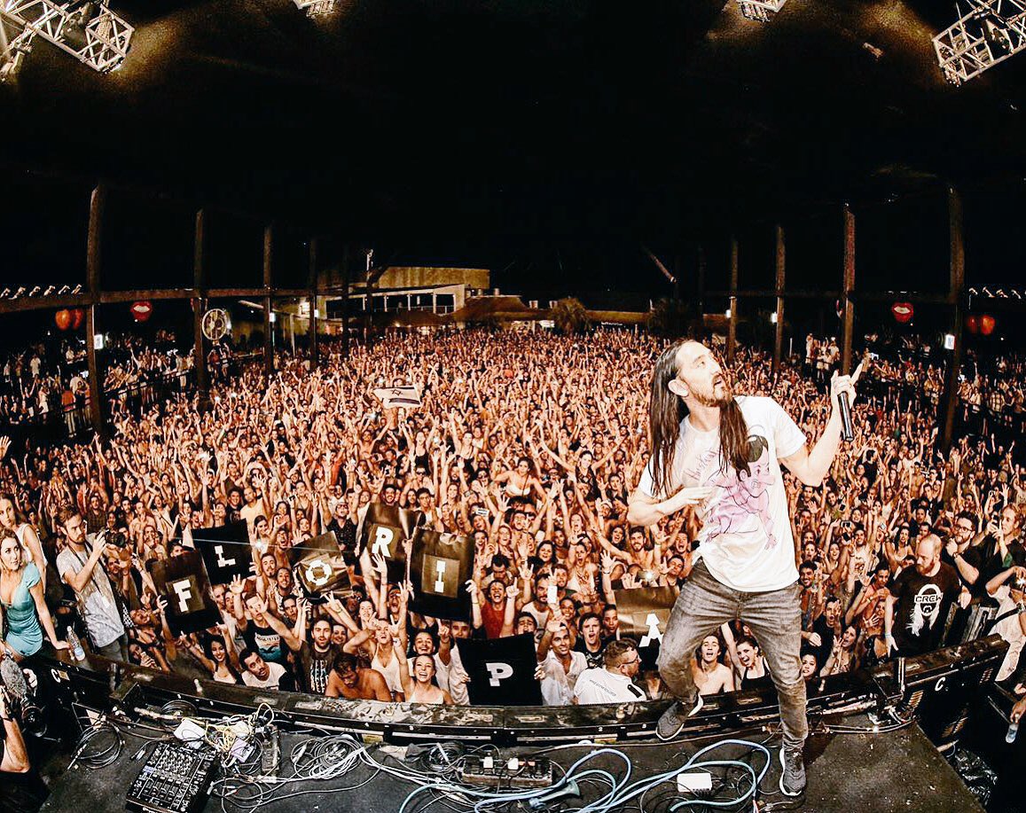 Florianapolis! What a crowd! https://t.co/63iPbLuEfn