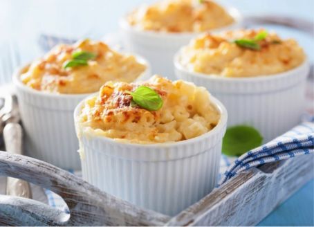 ellobodelacity's tweet image. Q8 How would you describe these goat milk macaroni &amp;amp; cheese cups in 1 word? goo.gl/NGSJGT #MomsLoveKabrita