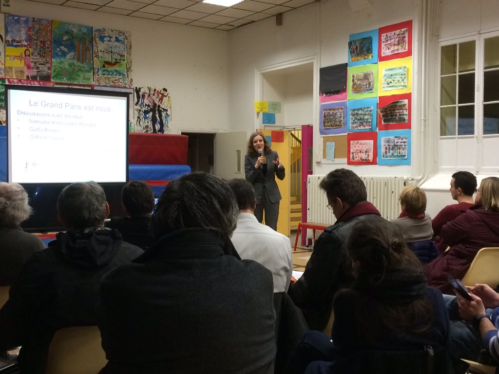 nkm_paris's tweet photo. Intervention de @nk_m devant le conseil de quartier Didot Porte de Vanves (14e) au sujet du #Grand Paris. https://t.co/56zImtn4B8