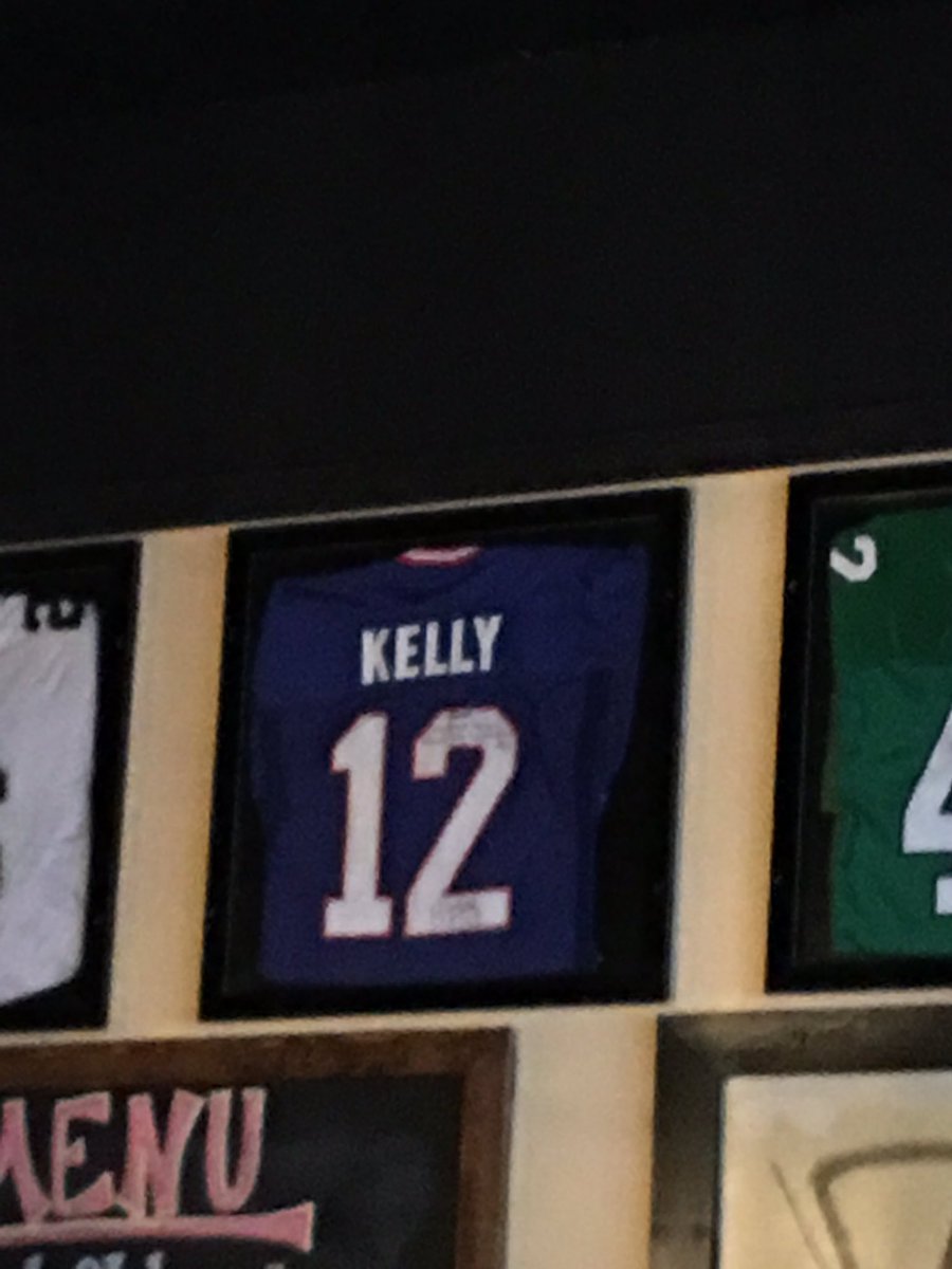 ChrisCuervo78's tweet photo. Cool to see this down here in Bay St Louis, MS #HappyMardiGras from the #BillsMafia #BayouChapter #GeauxBills #KGun https://t.co/81PDpJ56wS