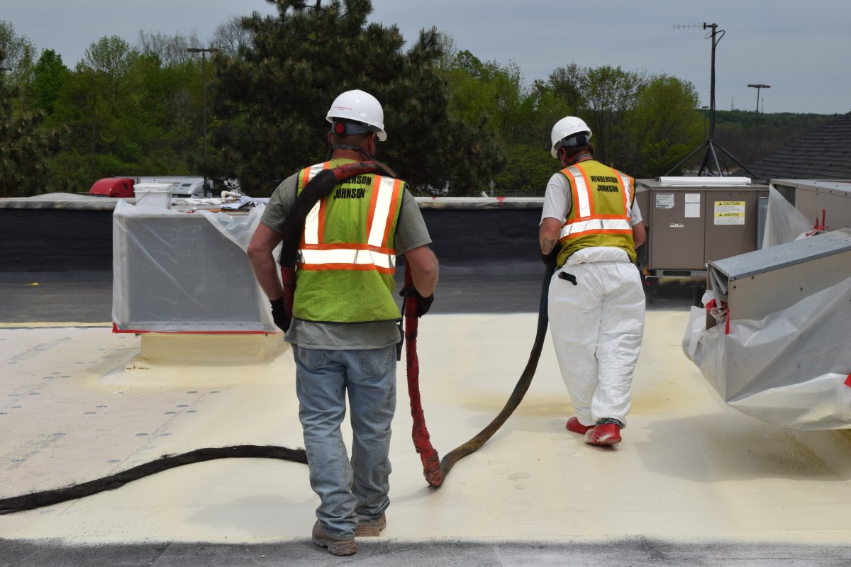 Henjohnson5561's tweet photo. In honor of spray foam convention in Orlando this week thought we'd share these pics. #SPFAShow #SPFA2016 @TheSPFA https://t.co/7tbyAtFc6W