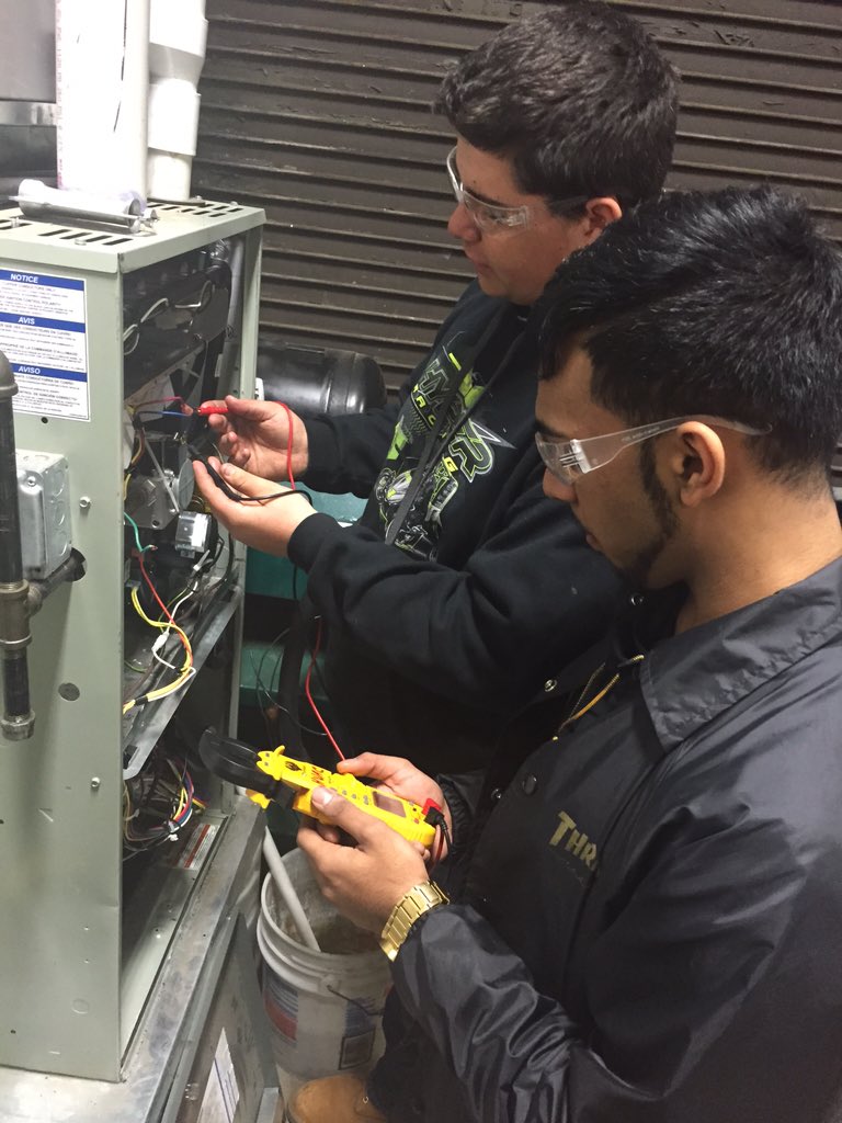 kkdemarest's tweet photo. @kkdemarest: #NCCVoTech #dths #RealLearning4RealLife Delcastle HVAC students doing a safety check on a gas furnace https://t.co/3kqLdAQ5y3