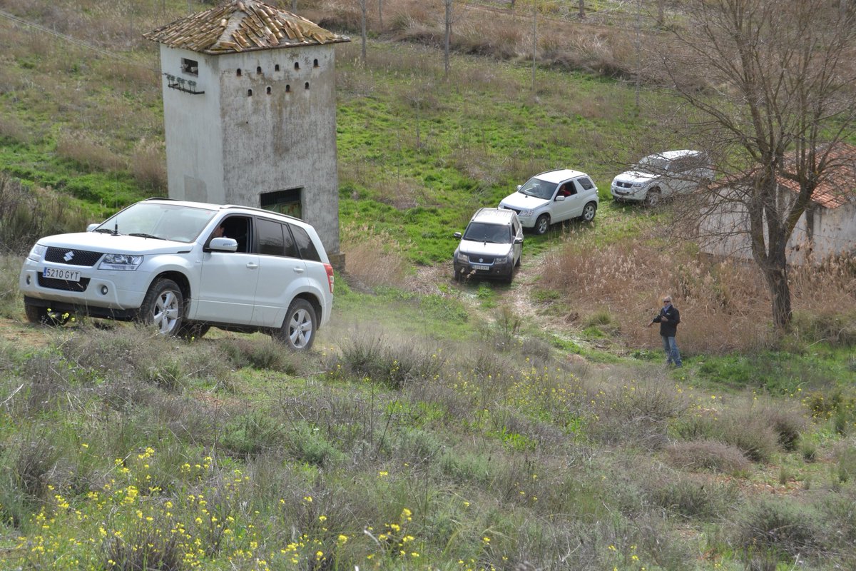 4x4Experience's tweet photo. Tu proxima reunion de trabajo a ritmo de todo terreno - @4x4Experience https://t.co/AcDhvTLx3h https://t.co/ew77iphBiY