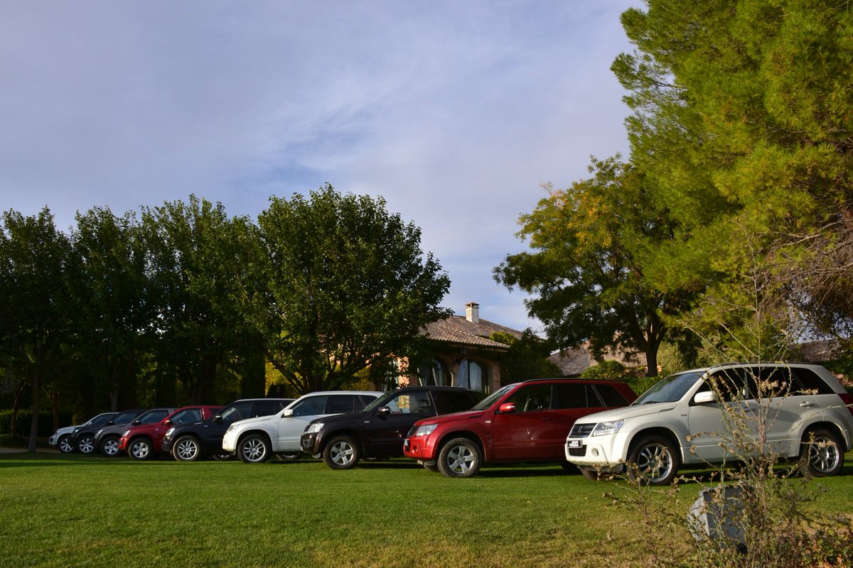 4x4Experience's tweet photo. Tu proxima reunion de trabajo a ritmo de todo terreno - @4x4Experience https://t.co/AcDhvTLx3h https://t.co/ew77iphBiY