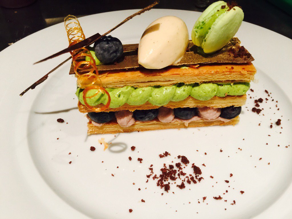 IliasKariotoglu's tweet photo. Dessert of the day!!! @MichelRouxOBE @AvenueBistroBar @agisefthimiou https://t.co/skS3Sk8lw2