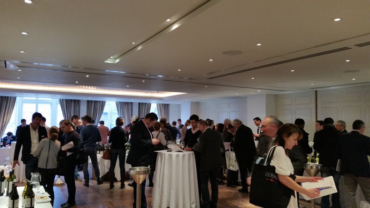 annecathelineau's tweet photo. Such a great crowd & great venue for our portfolio tasting today ! #APT16 @BancroftWines #westburyhotel https://t.co/b43nzQobNy