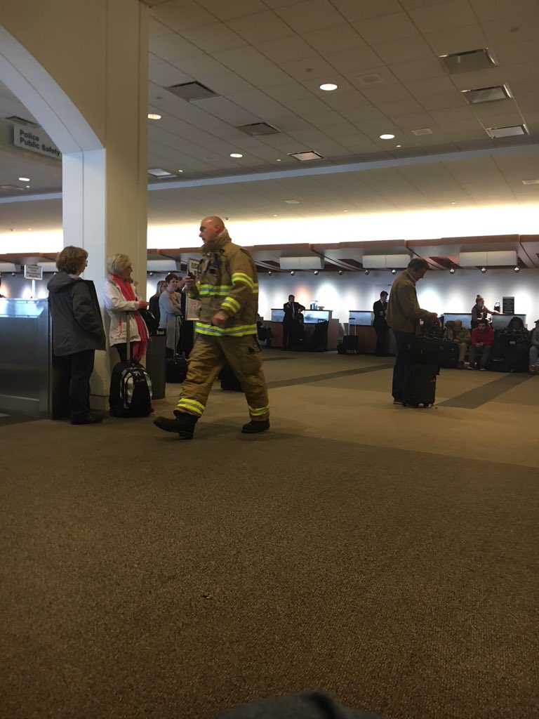 Breaking news on Louisville International Airport, KY, US - 0