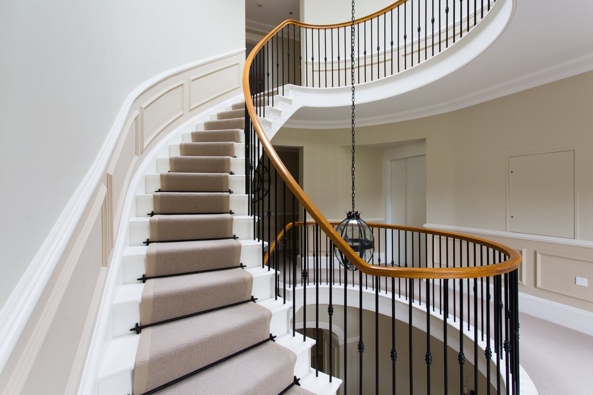 TreemarkK's tweet photo. If u need #motivation to get up in the morning this is it. How good would it be walking down these for breakfast? https://t.co/9SdGrYv2Ai