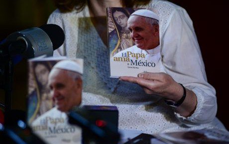 lasillarota's tweet photo. Cifras reales sobre católicos en México no cuadran, proliferan “católicos vergonzantes” https://t.co/xuQKs9YSLZ https://t.co/AOcXrDbFab