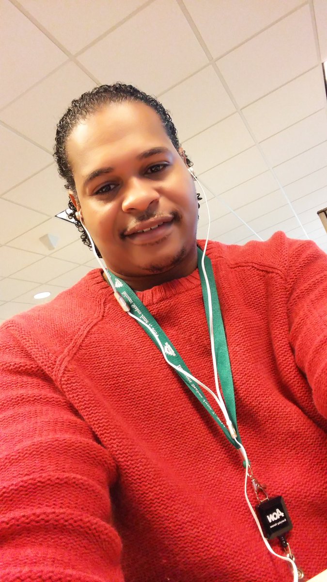 UrbnHandicapper's tweet photo. Rare glimpse of the Sniper in winter mode at work .. Notice the @TheNYRA Belmont Stakes lanyard #ItsColdInFlorida https://t.co/0ZlZelAjRd