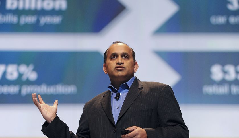 VMware's tweet photo. T-minus 2 hours until launch! Register now to see @spoonen speak LIVE before its too late: https://t.co/qBduzUk6dO https://t.co/rwFnaJ79qX