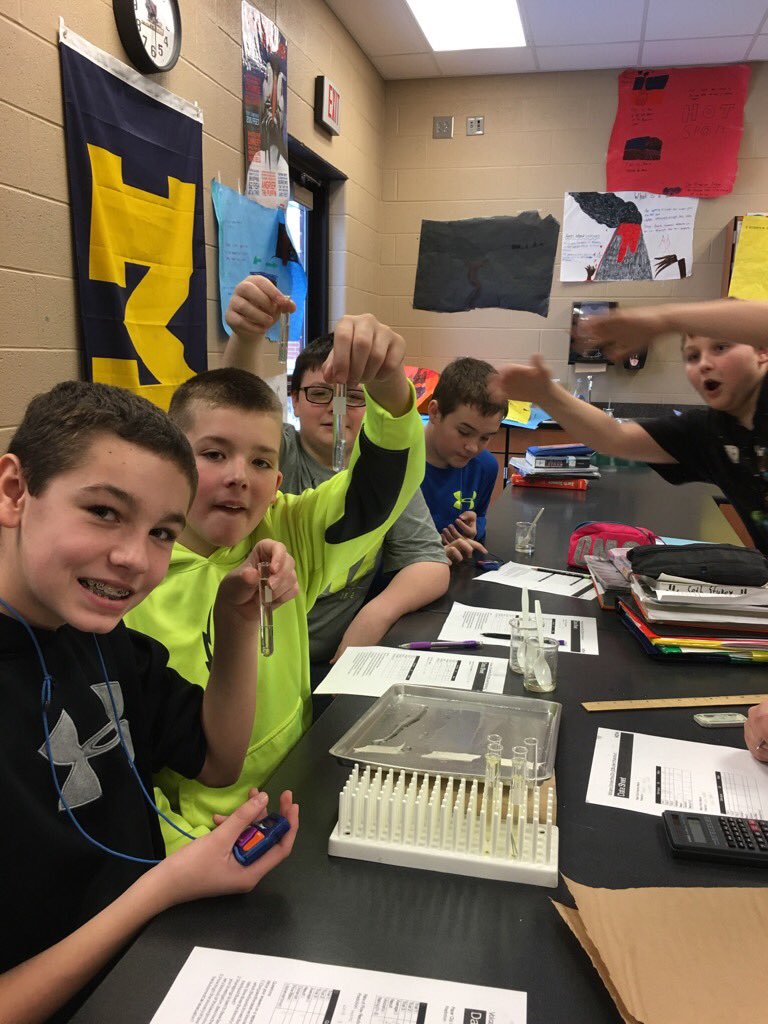 SciencePeel's tweet photo. Paper clip drop test to viscosity rating of "lava" #volcano #ScienceWithMrPeel https://t.co/LK3F81jJGK