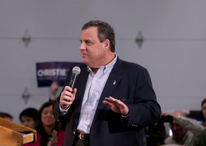 Did Christie forget the Boston Marathon bombings in this ad discussing terrorist attacks?
  trib.al/LfUmkPb