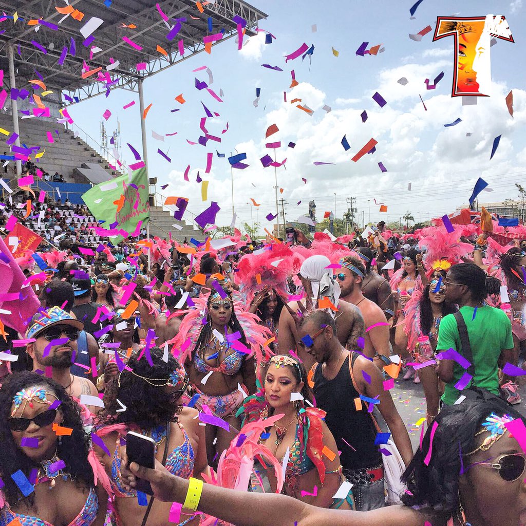 On the Stage! #TRIBECarnival #AirCommittee #Azalea #c2k16 #Socadrome