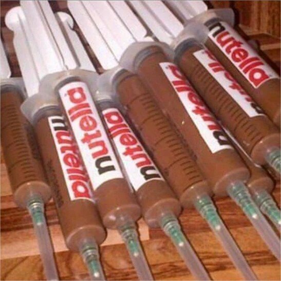 RosaTamess's tweet photo. Entre salud y felicidad, prefiero la felicidad #Yomi @NutellaGlobal https://t.co/4uekR3EF22
