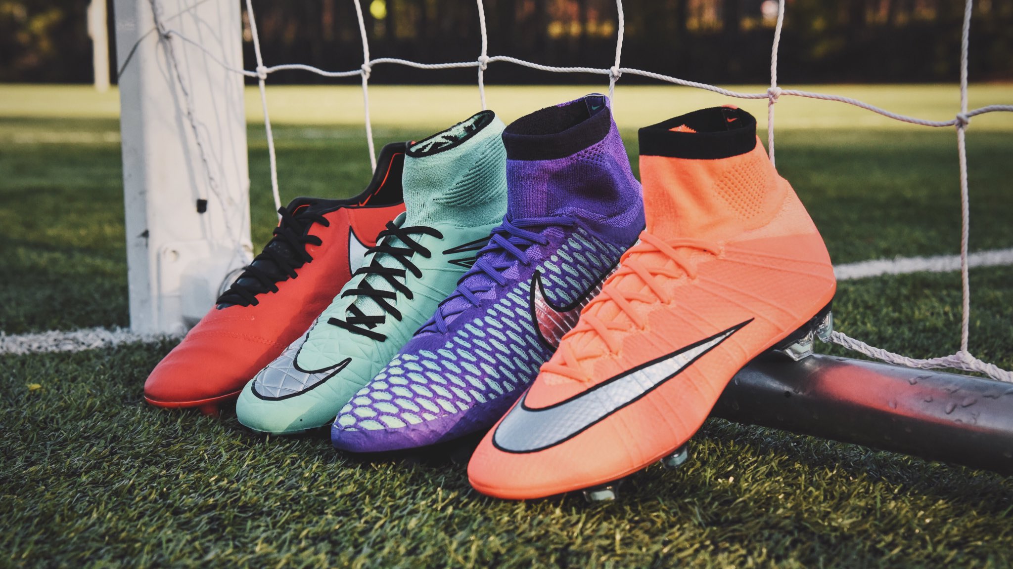 SOCCER.COM on X Built for brilliance. The new Metal Flash Pack from Nike Soccer. Available now https t t2eUZVmHCK https t ZXBrLyoLZZ X