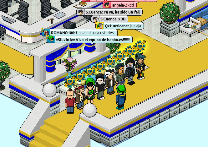ESHabbo's tweet photo. ¡En EXCLUSIVA! ¡El bautizo de los 2 nuevos Embajadores: @jaumexpunk y @HabboCuenca! https://t.co/5fGWC96FCt