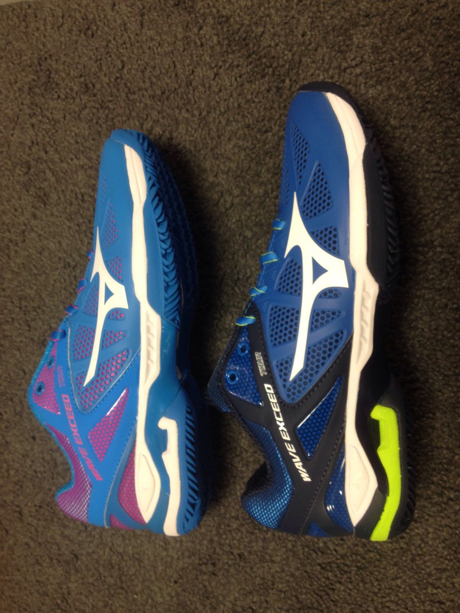 Tennisseizoen is geopend! ( nu nog wat beter weer😬) #kswiss #mizuno #omnicourt #tennis