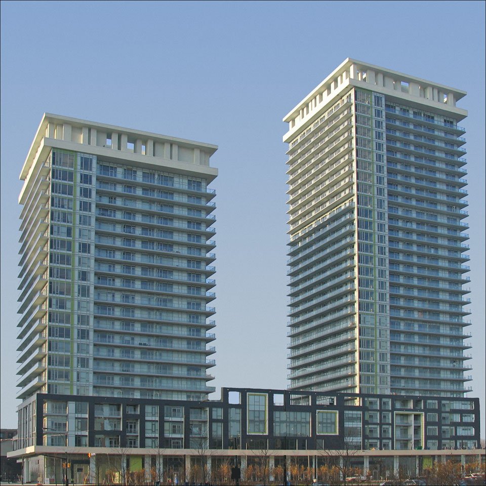 ToroGoC's tweet photo. Limelight at 375 Prince of Wales Dr., Mississuauga. Developer: @TheDanielsCorp 
Architect: Kirkor. #HighRise #GTA https://t.co/tKYfKDO2Po