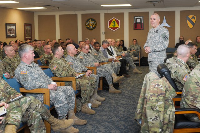 USArmy's tweet image. .@USNationalGuard, @USArmyReserve mobilizations are critical, say First Army leaders go.usa.gov/cyXrW