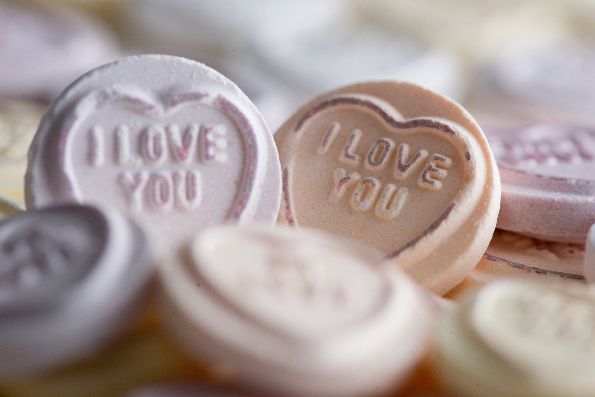 TriCountyMallOH's tweet photo. #TriCountyMall is your #ValentinesDay stop for everything from cards to jewelry! https://t.co/FwX01dDfCp https://t.co/0s7cSOHobx