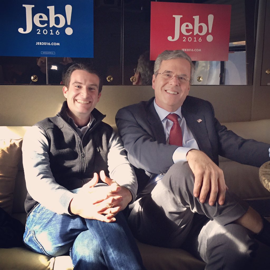 diazleyva's tweet photo. Proud to stand with @JebBush #FITN #NewHampshire #AllinforJeb #Jeb2016 https://t.co/L7aAkIGtZn