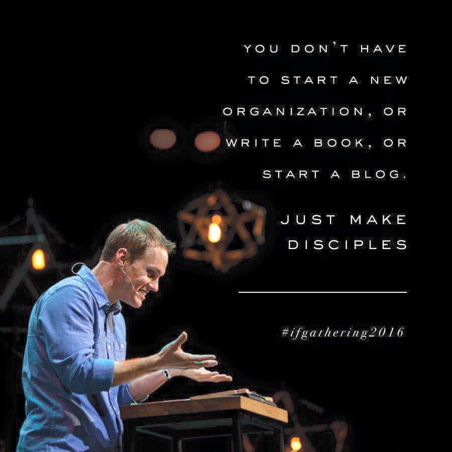 GoAMPStudents's tweet photo. It's not that complicated. Make Disciples - Matt. 28:18-20 #TheNationsAreWaiting https://t.co/5fZEqPw0tY