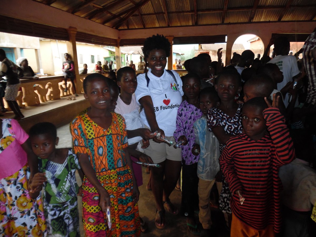 febfoundation's tweet photo. From work at the Hospital straight to Saaman with my team to donate over 200 toothpaste and brushes. https://t.co/OsR5FRfOKy