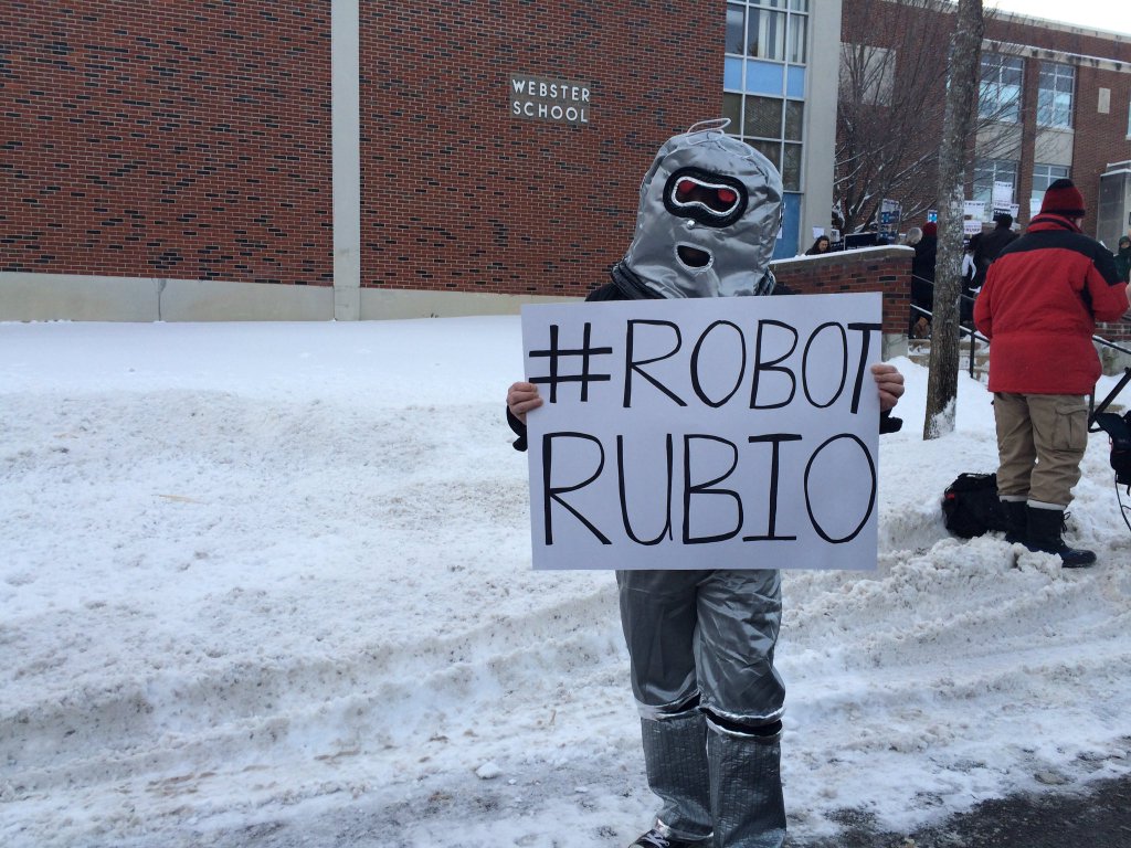 Robot Rubio thinks he's going to win NH Primary